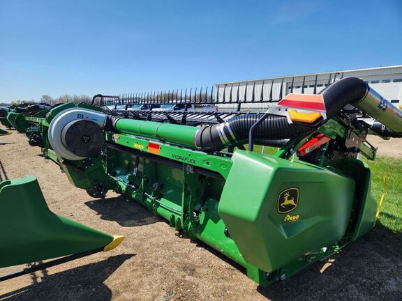 2024 John Deere RD40F Header Combine