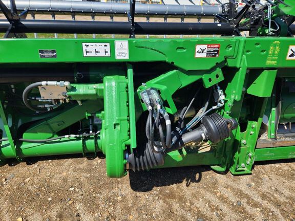 2024 John Deere RD40F Header Combine
