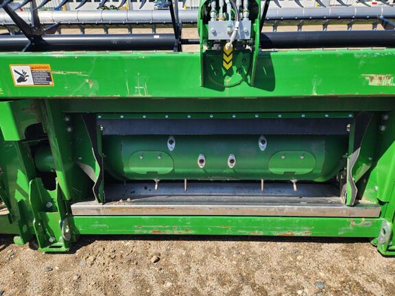 2024 John Deere RD40F Header Combine