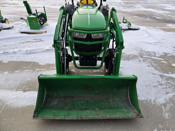 2020 John Deere 2038R Tractor Compact