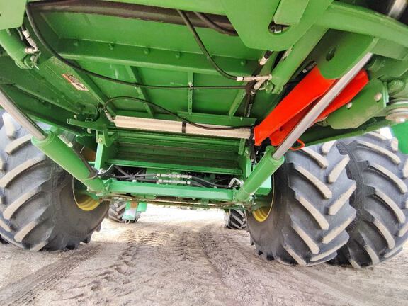 2024 John Deere S780 Combine