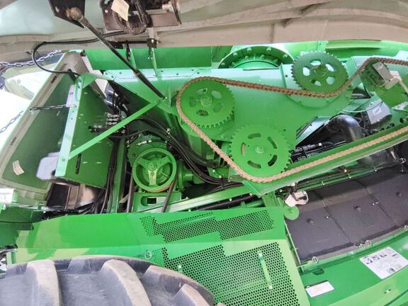 2024 John Deere S780 Combine