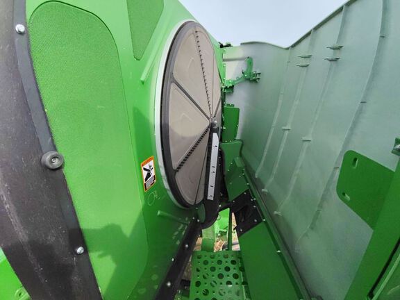 2024 John Deere S780 Combine