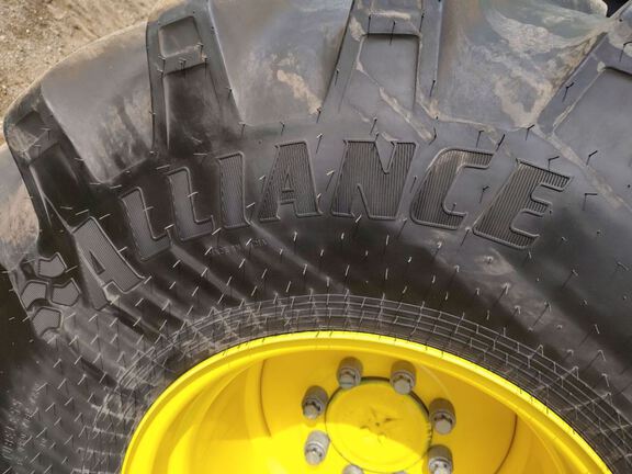 2024 John Deere S780 Combine