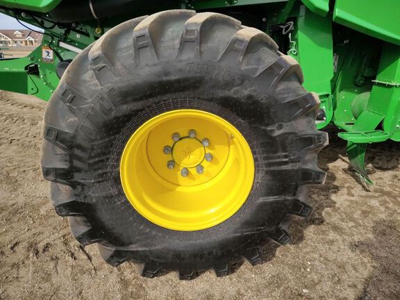 2024 John Deere S780 Combine