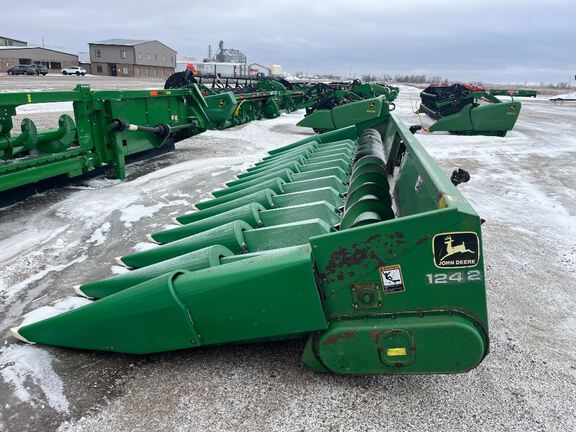 1995 John Deere 1242 Header Corn Head