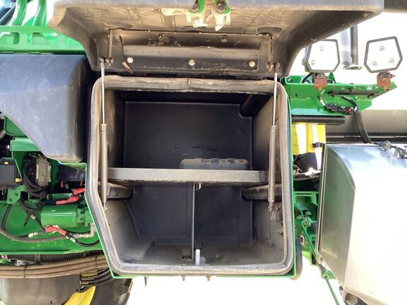 2023 John Deere 612R Sprayer/High Clearance