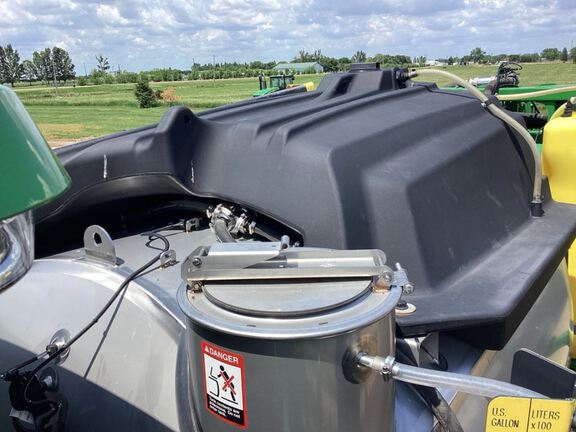 2023 John Deere 612R Sprayer/High Clearance