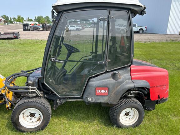 Toro GROUNDMASTER Mower/Zero Turn