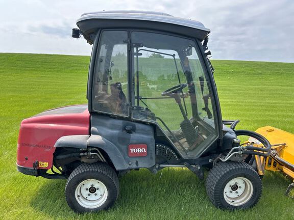 Toro GROUNDMASTER Mower/Zero Turn