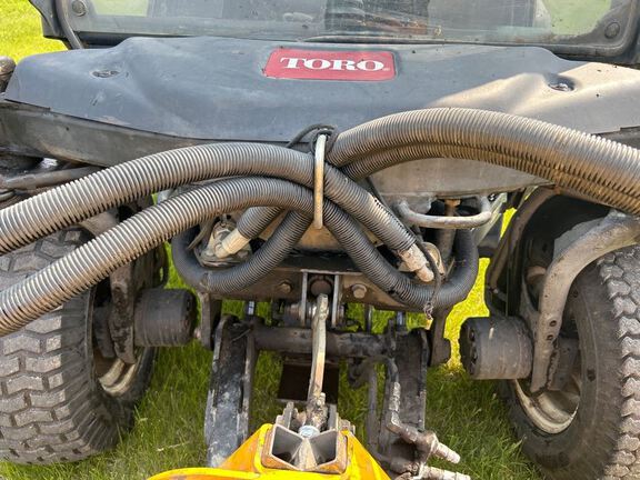 Toro GROUNDMASTER Mower/Zero Turn