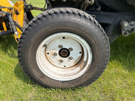 Toro GROUNDMASTER Mower/Zero Turn