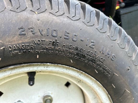 Toro GROUNDMASTER Mower/Zero Turn