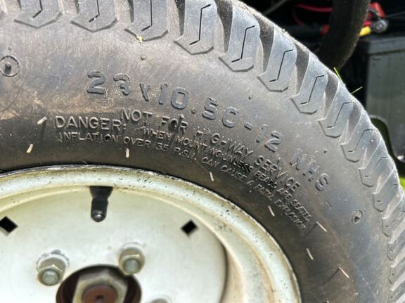 Toro GROUNDMASTER Mower/Zero Turn