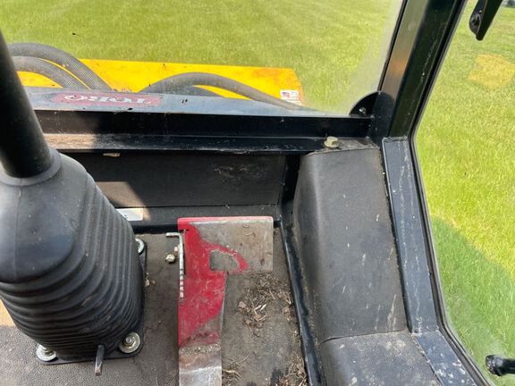 Toro GROUNDMASTER Mower/Zero Turn