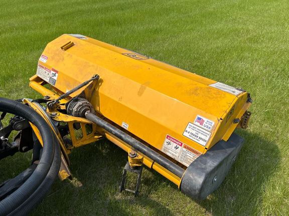 Toro GROUNDMASTER Mower/Zero Turn