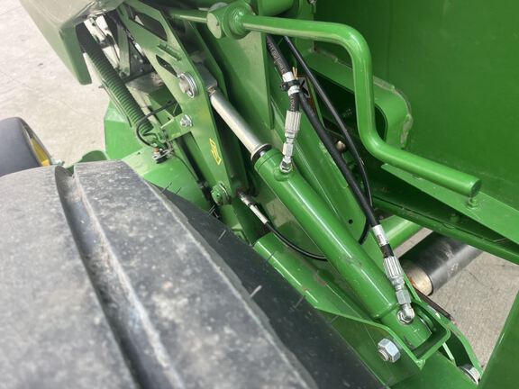 2023 John Deere 560M Baler/Round