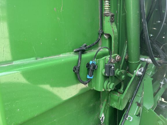 2023 John Deere 560M Baler/Round