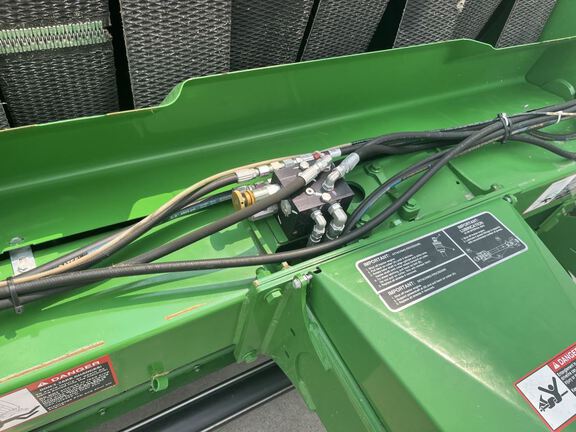 2023 John Deere 560M Baler/Round