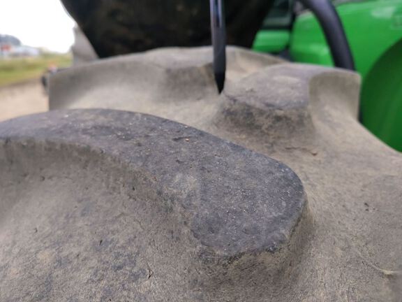 2012 John Deere 7280R Tractor