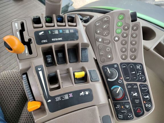 2012 John Deere 7280R Tractor