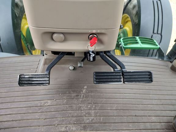 2012 John Deere 7280R Tractor