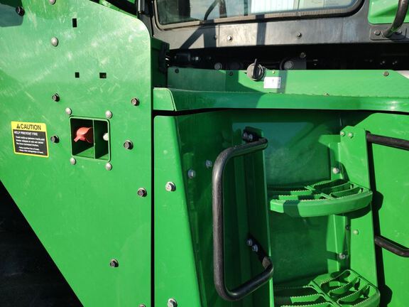 2021 John Deere 9520RX Tractor Rubber Track