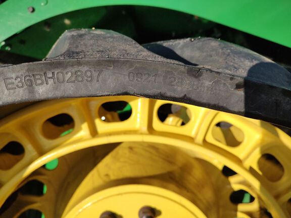 2021 John Deere 9520RX Tractor Rubber Track