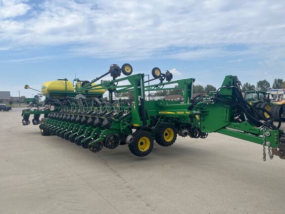 2018 John Deere DB66 Planter