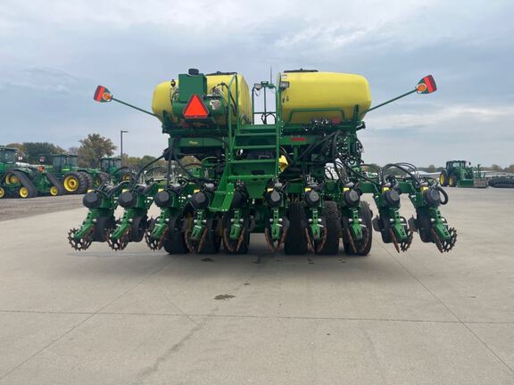 2018 John Deere DB66 Planter