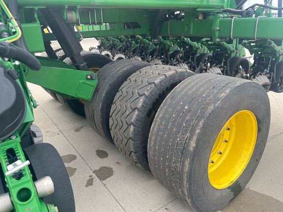 2018 John Deere DB66 Planter