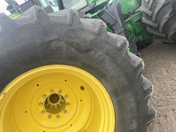 2013 John Deere 9460R Tractor 4WD