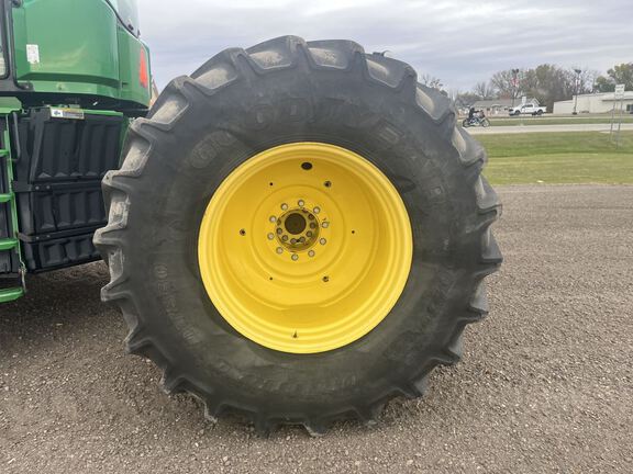 2013 John Deere 9460R Tractor 4WD