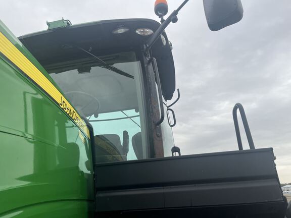 2013 John Deere 9460R Tractor 4WD