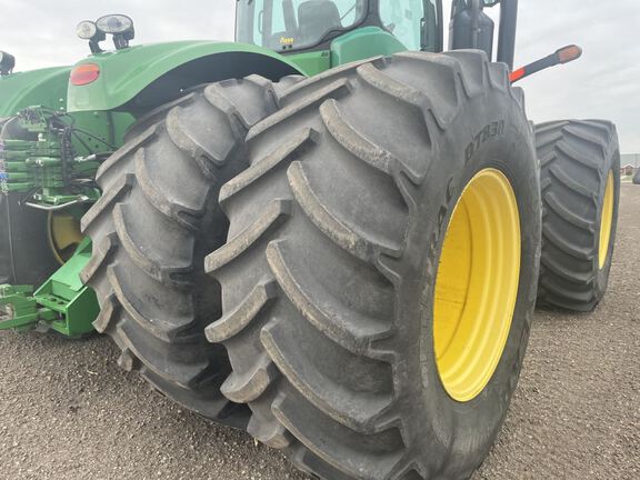 2013 John Deere 9460R Tractor 4WD