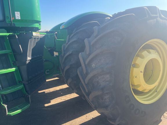 2013 John Deere 9460R Tractor 4WD