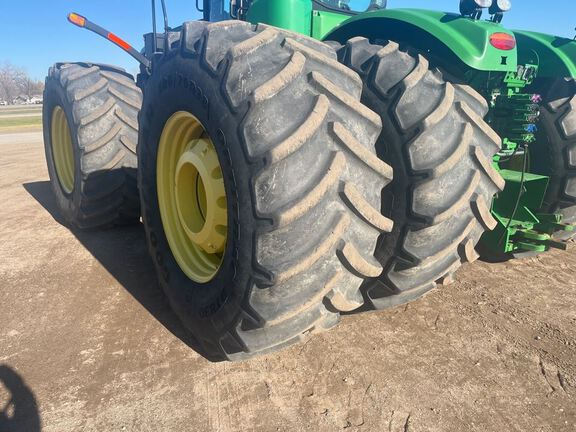 2013 John Deere 9460R Tractor 4WD