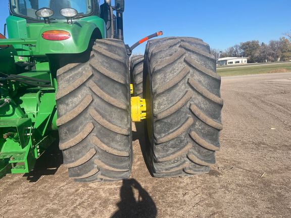 2013 John Deere 9460R Tractor 4WD