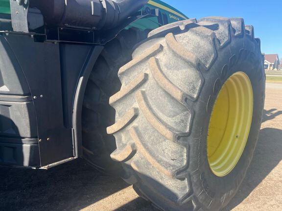 2013 John Deere 9460R Tractor 4WD