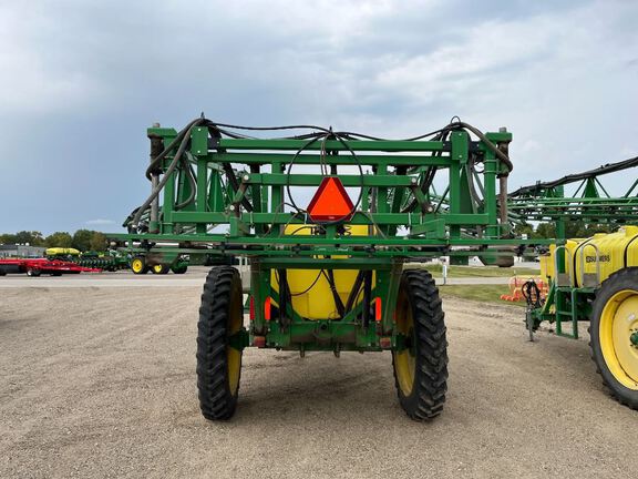 2004 Summers ULTIMATE NT Sprayer/High Clearance