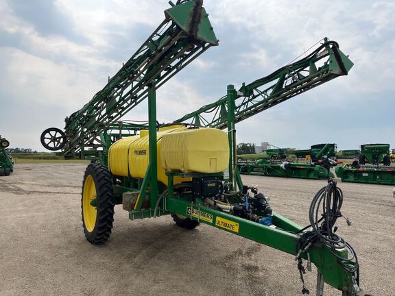 2004 Summers ULTIMATE NT Sprayer/High Clearance