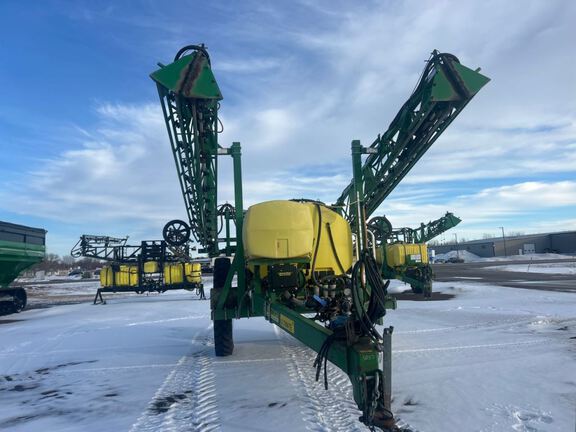 2004 Summers ULTIMATE NT Sprayer/High Clearance