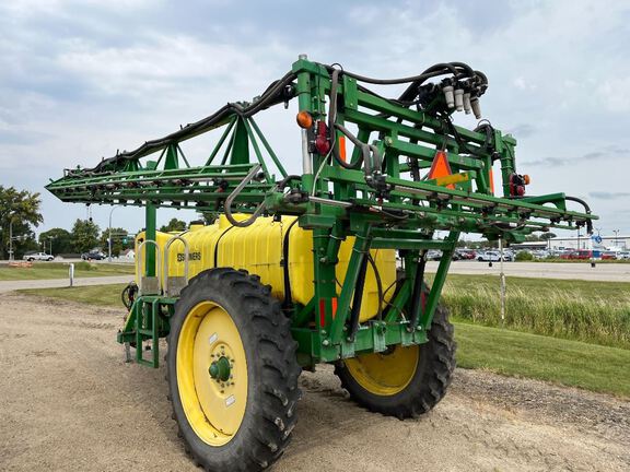 2008 Summers ULTIMATE NT Sprayer/High Clearance