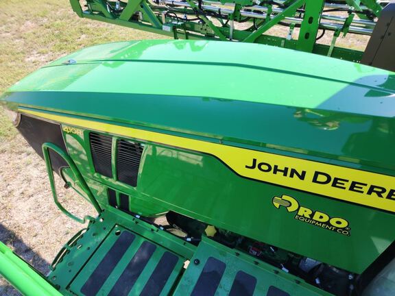 2025 John Deere 410R Sprayer/High Clearance