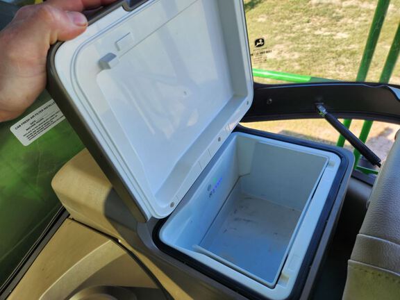 2025 John Deere 410R Sprayer/High Clearance