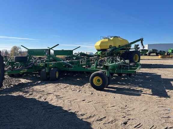 2021 John Deere N540F Air Seeder