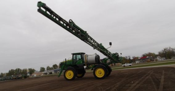 2016 John Deere R4038 Sprayer/High Clearance