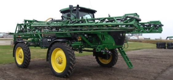 2016 John Deere R4038 Sprayer/High Clearance