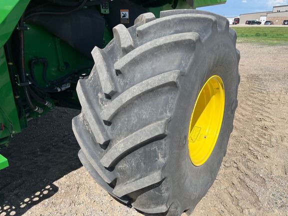 2025 John Deere S7 800 Combine