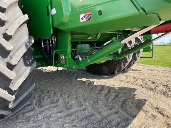 2025 John Deere S7 800 Combine